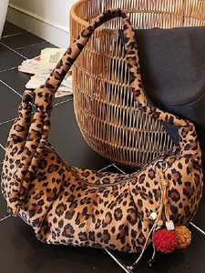 Women Retro Leopard Print PU Leather Hobo Shoulder Bag Large Capacity Crescent Underarm Bag With Pom Pom Charm Fashion Handbag