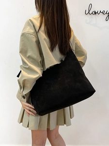 Grande borsa tote nera in velluto a coste da donna borsa a tracolla retrò e minimalista