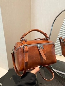 Elegante borsa a secchiello vintage in pelle PU marrone con manici e tracolla regolabile
