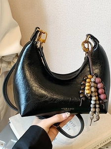Sac Hobo en Cuir PU Vintage Style Français pour Femmes Couleur Unie Forme de Dumpling Sac à Épaule avec Charme de Perles