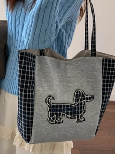 Sac fourre-tout en toile minimaliste avec écusson teckel et motif en maille grise