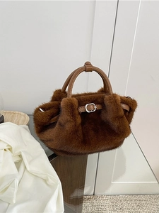Elegante Damen Plüsch Beuteltasche Weiche Kunstpelz Kleine Schulter Umhängetasche Mit Metallschnalle Einfarbig Winter Handtasche