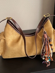 Women Large Capacity Faux Suede Crossbody Bag Retro Bohemian Style Matte Hobo Bag With Tassel Pendant Dumpling Shoulder Bag