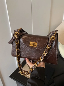 High End Vintage PU Leather Wrinkled Texture Chain Crossbody Bag For Women Retro Gold Twist Lock Small Square Underarm Bag