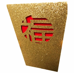 Enveloppe rouge de luxe découpée au laser avec paillettes dorées pour le Nouvel An
