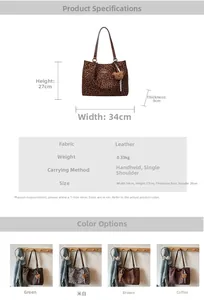 Borsa tote leopardata in pelle scamosciata 34x27x9cm con ciondolo a orso e colori