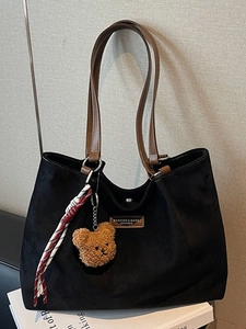 Large Capacity Faux Suede Tote Bag For Women Vintage Frosted Shoulder Bag Solid Color Commuter Shopping Bag With Plush Bear Charm