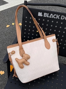 Large Capacity PU Women Tote Bag Fashion Checkered Diamond Quilted Shoulder Bag With Dog Pendant Commuter Handbag White
