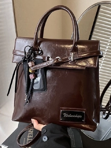Sac à Dos en Cuir PU Brillant Vintage pour Femmes Sac à Bandoulière Décontracté Haut de Gamme pour Voyage Sortie Sac à Dos de Mode