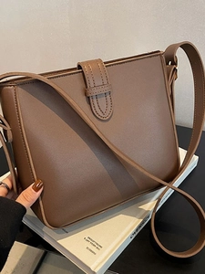 Damen Mode PU Leder Beuteltasche Minimalistische Umhängetasche Verstellbarer Gurt Einfarbig Pendler Handtasche