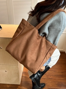 Brown minimalist suede tote bag with large capacity for women's daily casual commute