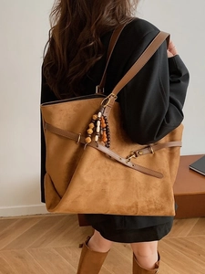 Retro large capacity caramel brown tote bag with decorative beads and shoulder strap