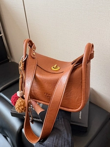 Women Vintage PU Leather Shoulder Bag Trendy Commute Crossbody Bag With Plush Ball Charm Metal Lock Small Square Bag