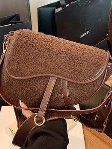Women Vintage Plush Saddle Bag Fashion Synthetic Leather Patchwork Crossbody Shoulder Bag High End Autumn Winter Handbag