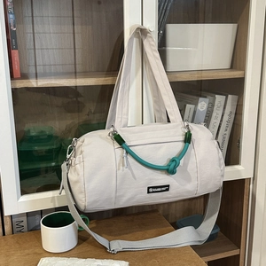 Koreanische Mode Nylon Reisetasche Große Kapazität Leichte Sporttasche Wasserdichte Runde Handtasche Mit Geflochtenem Knotenseil