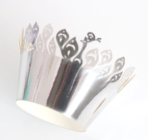 Silver hollow crown cake border with elegant laser cut mirror paper patterns