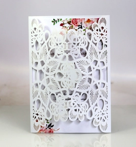 Elegant European Floral Laser Cut Wedding Invitation Cards With Ribbon Lace Hollowed Greeting Cards For Marriage Party