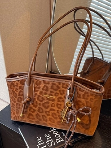Sac Cabas Vintage Imprimé Léopard pour Femmes en Cuir PU de Haute Qualité Sac à Épaule Sous le Bras Grande Capacité Mode Banlieusarde