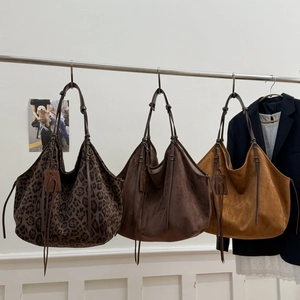 Γυναικεία Vintage Τσάντα Tote από Σουέτ Μεγάλης Χωρητικότητας Λεοπάρ Φούντα Patchwork Τσάντα Ώμου Καθημερινή Τσάντα