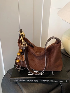 Vintage Suede Hobo Underarm Bag For Women Retro Soft Shoulder Bag With Beaded Pendant Bohemian Style Fashion Crossbody Bag