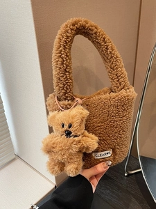 Sac Seau en Laine d'Agneau Peluche pour Femmes Avec Pendentif Ours Mignon Sac à Main en Fausse Fourrure Automne Hiver