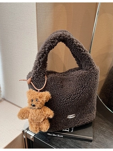 Sac Seau en Peluche pour Femmes Sac à Main en Fausse Fourrure Avec Pendentif Ours Sac à Bandoulière pour Automne Hiver