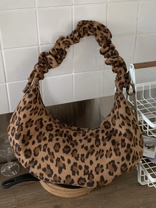 Women Large Capacity Leopard Print Suede Hobo Shoulder Bag Vintage Slouchy Tote With Pleated Scrunchie Handle Commuter Handbag