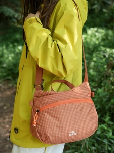 Sac Bandoulière en Nylon Résistant à l'Eau pour Hommes Femmes Motif Quadrillé Sac de Sport de Plein Air Décontracté Grande Capacité