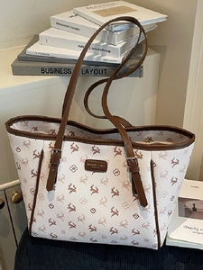 Große Kapazität Tragetasche Mit Monogramm Hirschmuster Für Damen Mode PU Leder Umhängetasche Mit Verstellbarem Riemen Handtasche