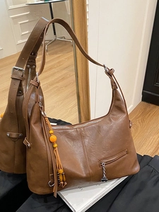 Grand Sac Cabas en Cuir PU Vintage pour Femmes Sac à Épaule Hobo Rétro Avec Gland en Perles de Bois et Trèfle