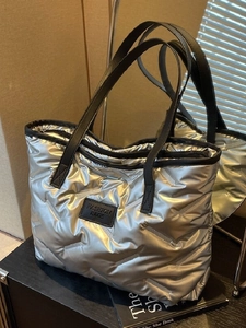 Grand Sac Cabas Rembourré en Coton Matelassé Sac à Épaule Couleur Unie Automne Hiver Mode Sac à Main pour Femmes