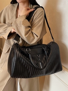 Black woven texture large travel bag with adjustable strap for sports and gym
