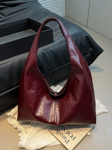Retro burgundy large capacity leather hobo shoulder bag with glossy oil wax finish