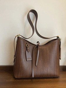 Borsa a Secchiello in Pelle PU Intrecciata da Donna Grande Capacità Tote Minimalista a Tracolla con Tracolla Regolabile