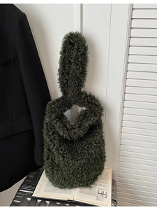 Fashion Women Faux Fur Plush Tote Bag Solid Color Lamb Wool Look Large Capacity Shoulder Bag Winter Autumn Casual Handbag