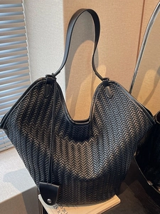 Women Large Capacity Woven Tote Bag Vintage Faux Leather Shoulder Bag Casual Commuter Hobo Bag For Autumn Winter Style