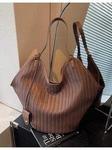 Minimalist dark brown woven tote bag with large capacity and V-shaped edge design