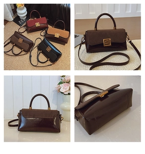 Vintage Patchwork-Handtaschen in Burgunderrot, Kaffee, Schwarz und Camel mit goldener Schnalle