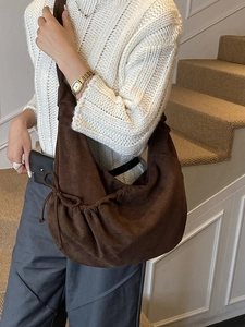 Vintage dark brown ruched dumpling bag in premium faux suede for autumn fashion