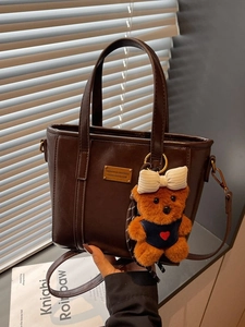 Vintage PU Leather Bucket Bag For Women Fashion Retro Tote Handbag With Bear Charm Crossbody Commuting Shoulder Small Bag