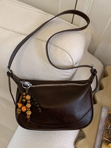 Women's Vintage PU Leather Large Hobo Bag With Wooden Bead Charm Casual Crossbody Shoulder Dumpling Bag For Daily Commute