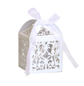 European Style Laser Cut Hollow Candy Box Pearlescent Paper Gift Box With Ribbon For Wedding Birthday Party Favors Package