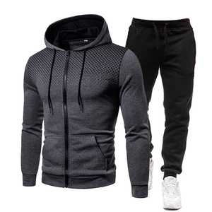 Men's hooded sports tracksuit with gradient polka dot jacket and drawstring pants set