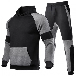 Survêtement à capuche pour homme avec design patchwork noir et gris et pantalon
