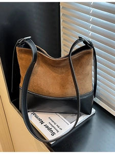 Retro faux suede leopard patchwork tote bag with brown and black leather textures