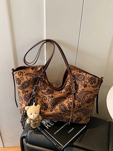 Vintage Large Capacity Leopard Paisley Print Suede Shoulder Bag Women Retro Fashion Commute Tote Bag With Bear Charm
