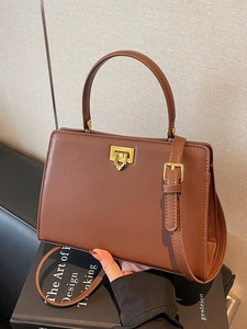 Women Retro PU Leather Crossbody Bag Fashion Gold Buckle Small Square Handbag Solid Color Versatile Commuter Shoulder Bag