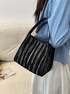 Bolso tote de punto a rayas para mujer con asas de cuero negro y correa de hombro