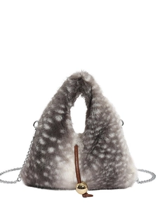 Borsa in ecopelliccia leopardata con tracolla a catena e pendente a sfera dorata