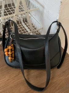 Minimalist Retro PU Leather Hobo Shoulder Bag For Women Half Moon Underarm Crossbody Purse With Vintage Wooden Bead Pendant